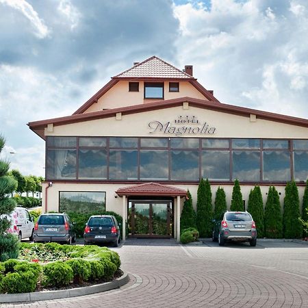 Hotel Magnolia Sitkowka-Nowiny Kültér fotó