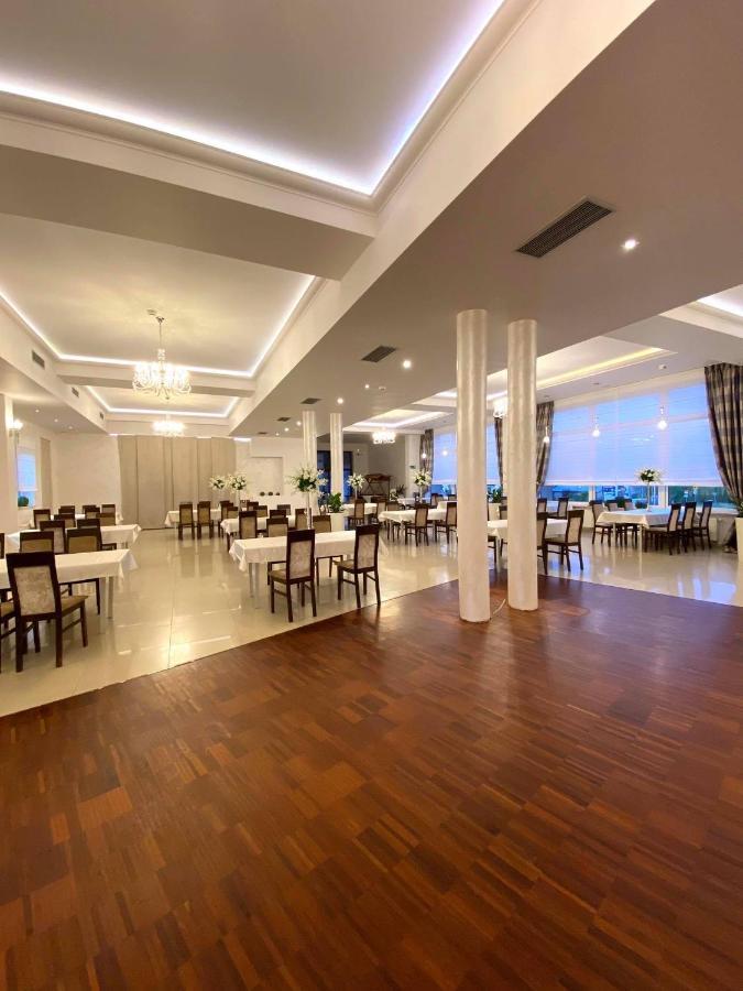 Hotel Magnolia Sitkowka-Nowiny Kültér fotó