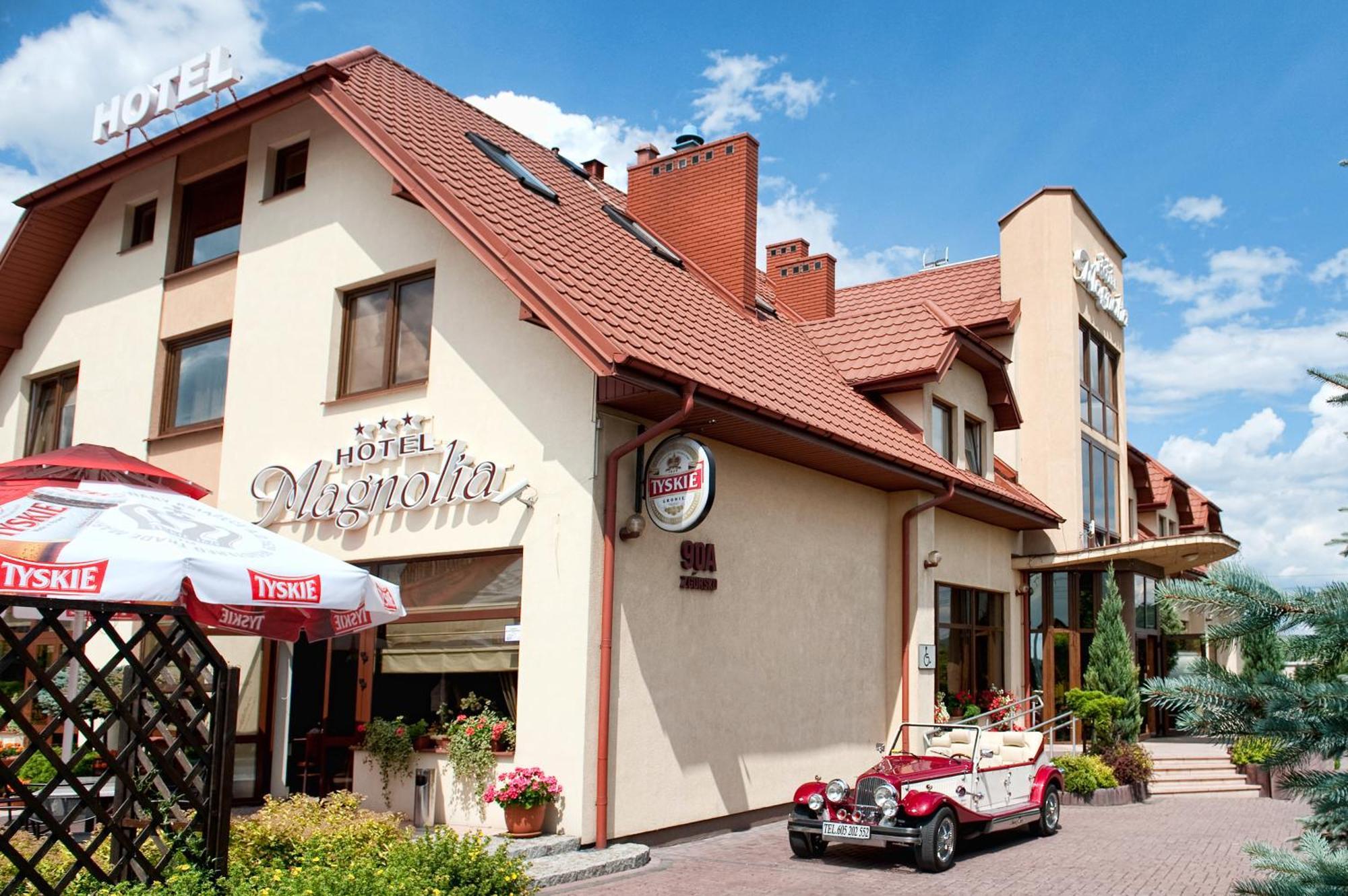 Hotel Magnolia Sitkowka-Nowiny Kültér fotó