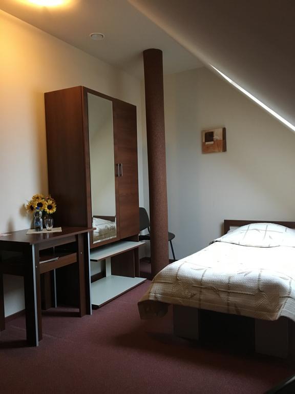 Hotel Magnolia Sitkowka-Nowiny Kültér fotó