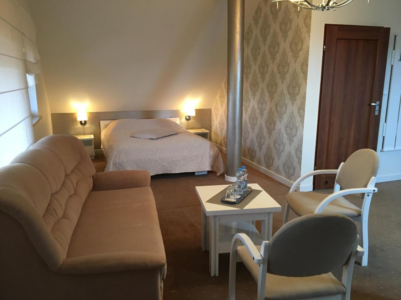 Hotel Magnolia Sitkowka-Nowiny Kültér fotó